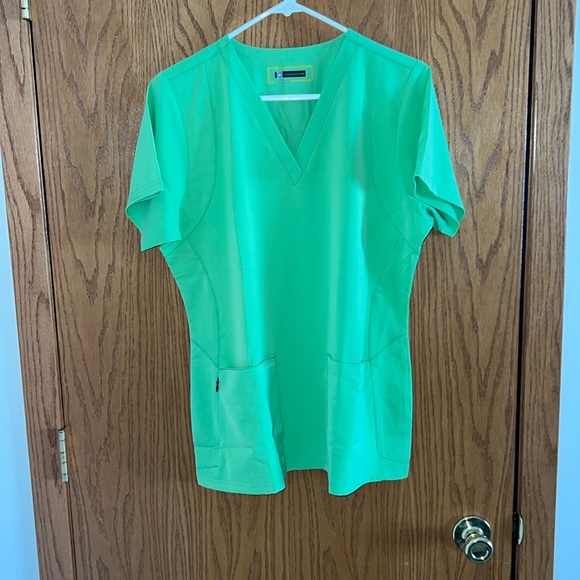 WonderWink Tops - WonderWink women’s medium green scrub top
